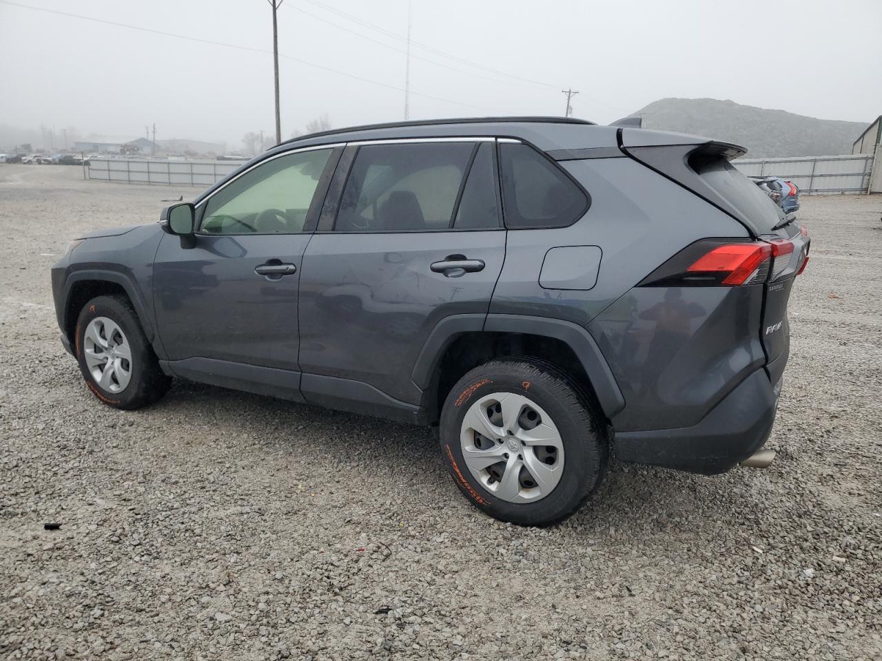 TOYOTA RAV4 LE