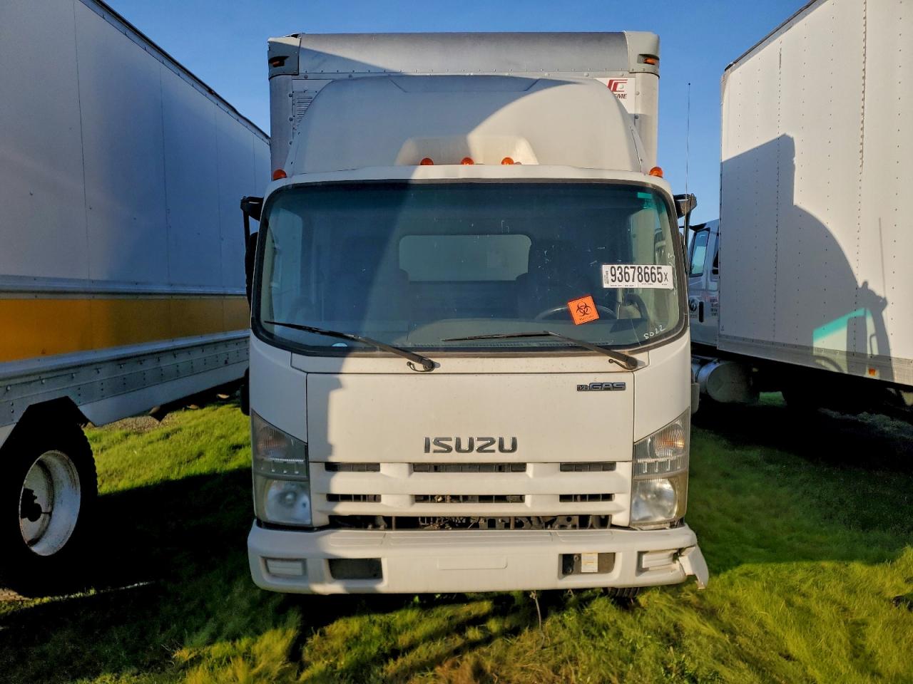 Lot #3317843017 2012 ISUZU NPR HD