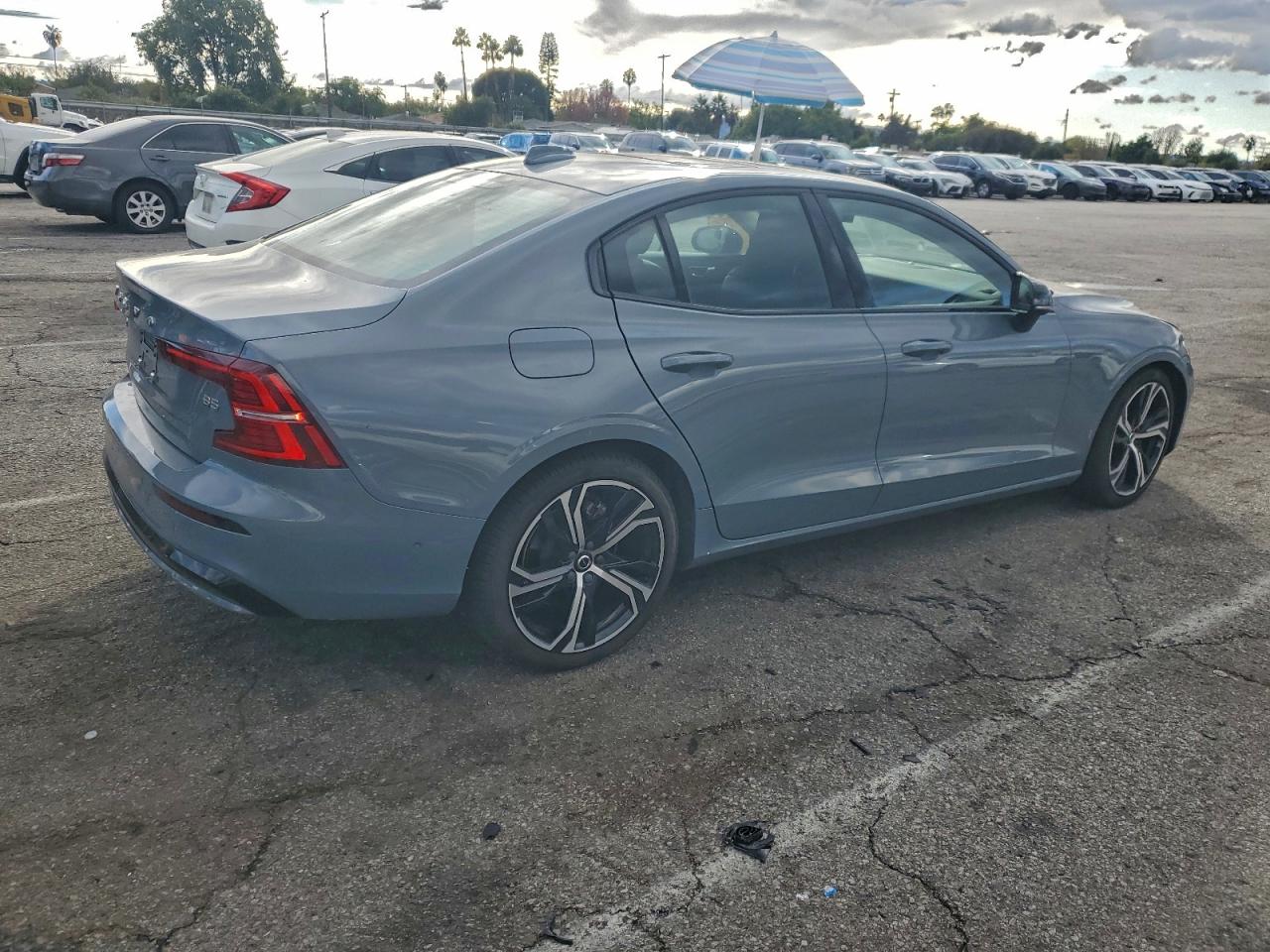 VOLVO S60 B5 INSCRIPTION