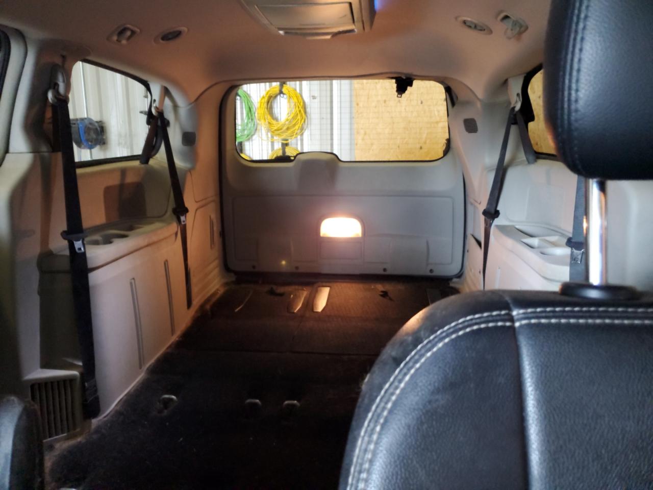 CHRYSLER TOWN & COUNTRY TOURING