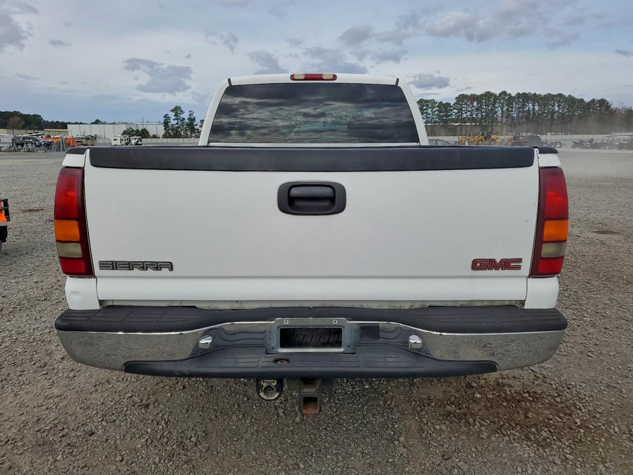 Lot #3297171875 2000 GMC NEW SIERRA