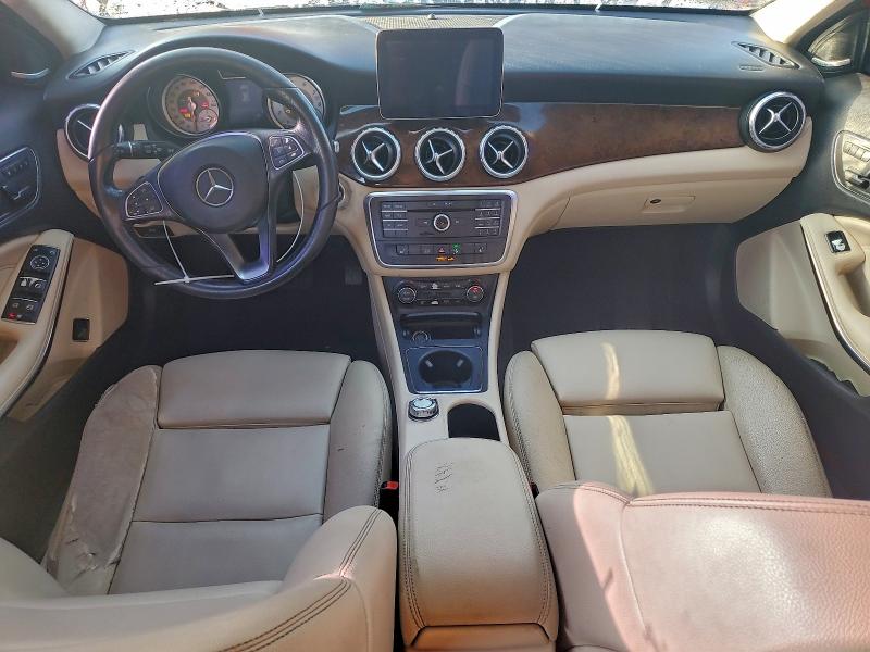 2017 MERCEDES-BENZ GLA 250 #3302879956