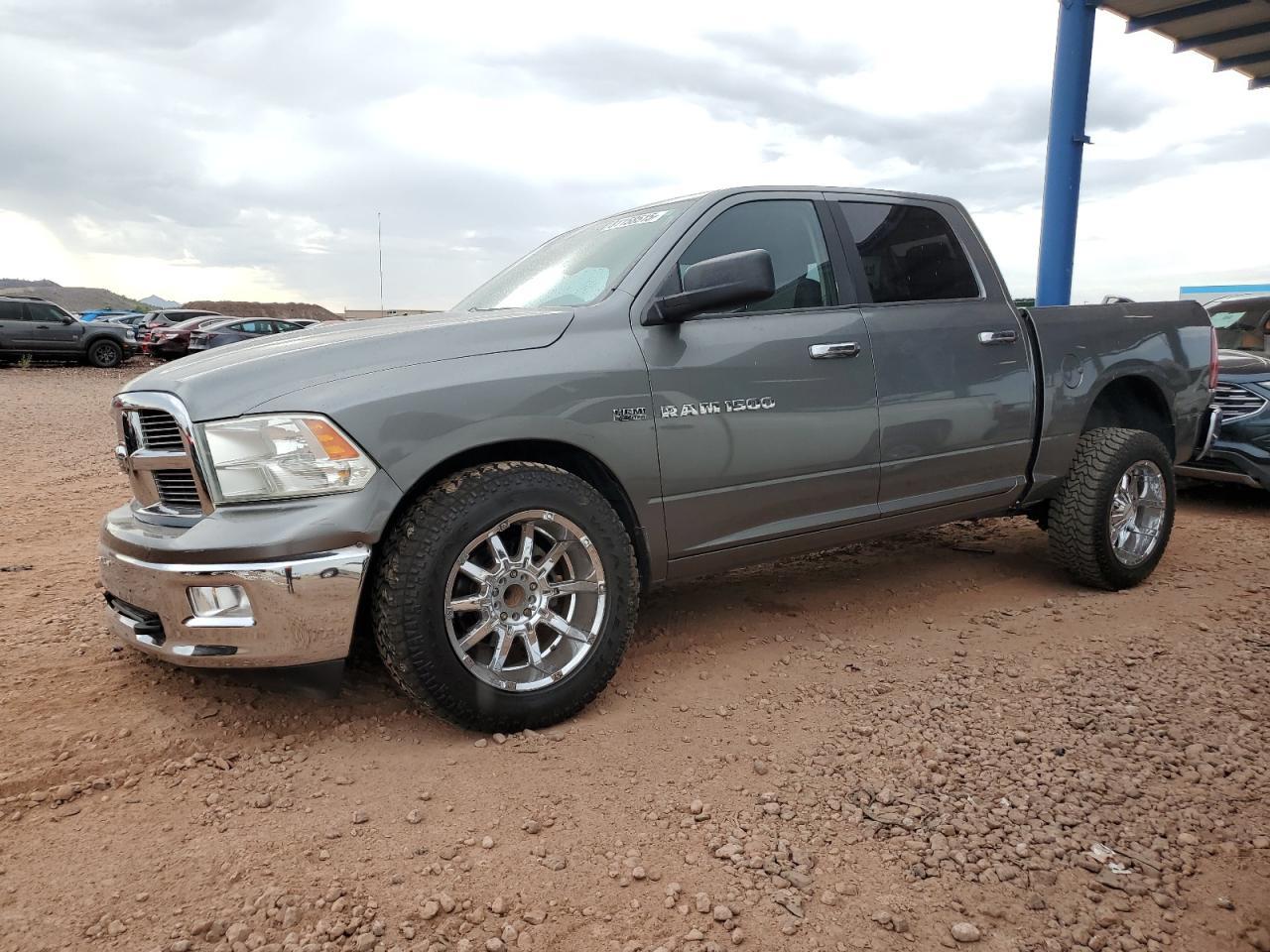 DODGE RAM 1500 SLT