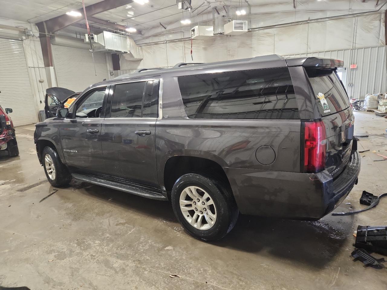 CHEVROLET SUBURBAN K1500 LT