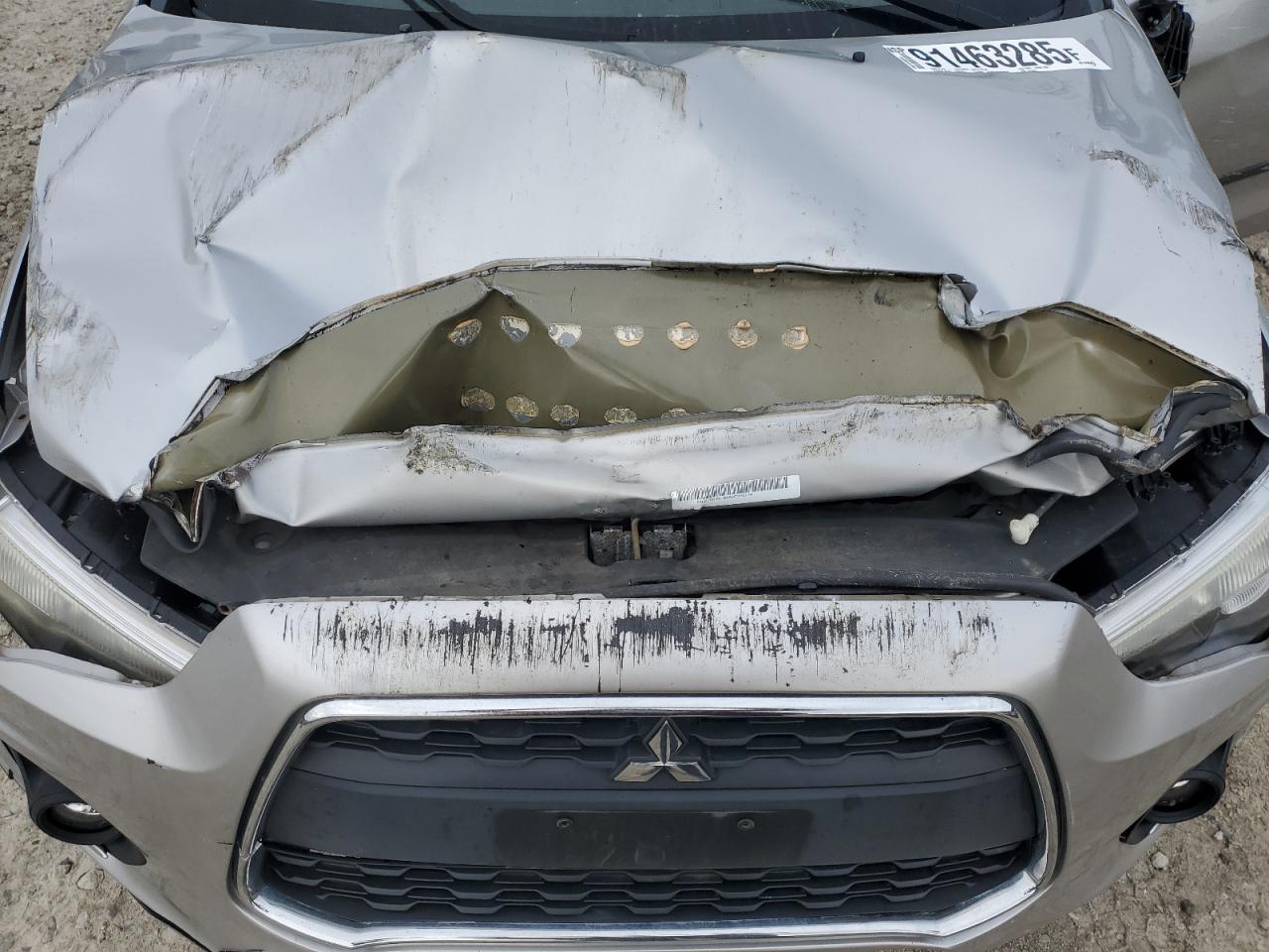 MITSUBISHI OUTLANDER LE