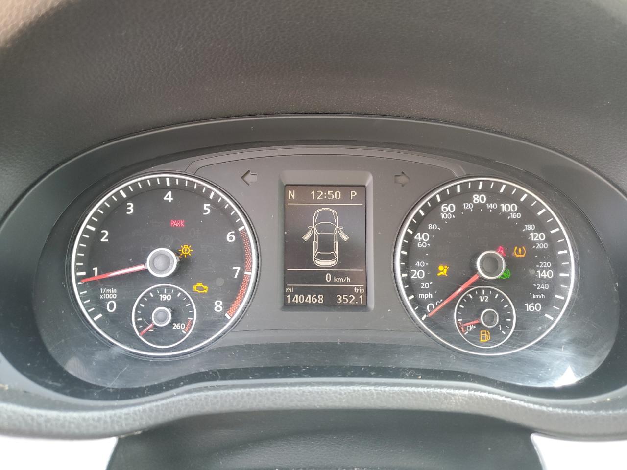 Lot #3308229163 2013 VOLKSWAGEN PASSAT SE