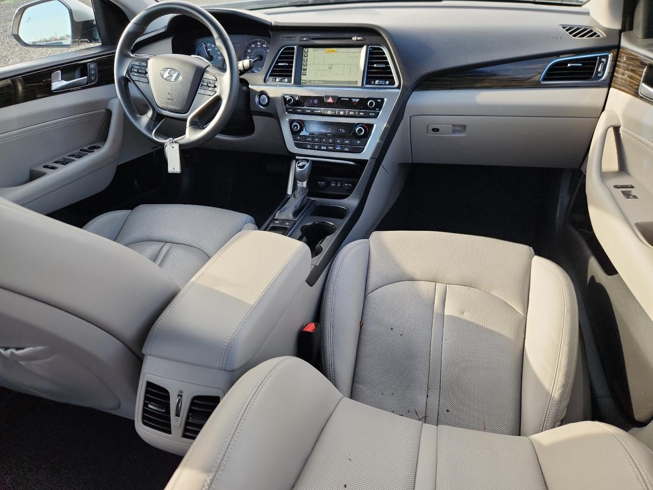 HYUNDAI SONATA HYBRID