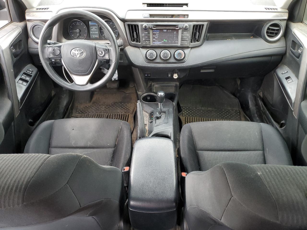 TOYOTA RAV4 LE