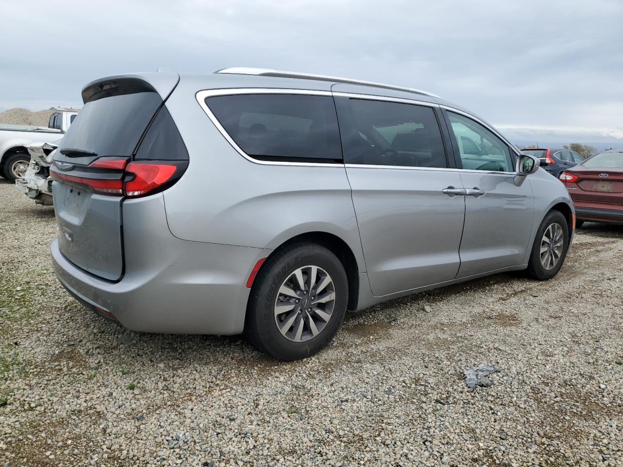 CHRYSLER PACIFICA TOURING L