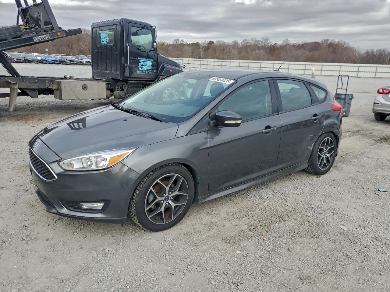 Lot #3302909109 2016 FORD FOCUS SE