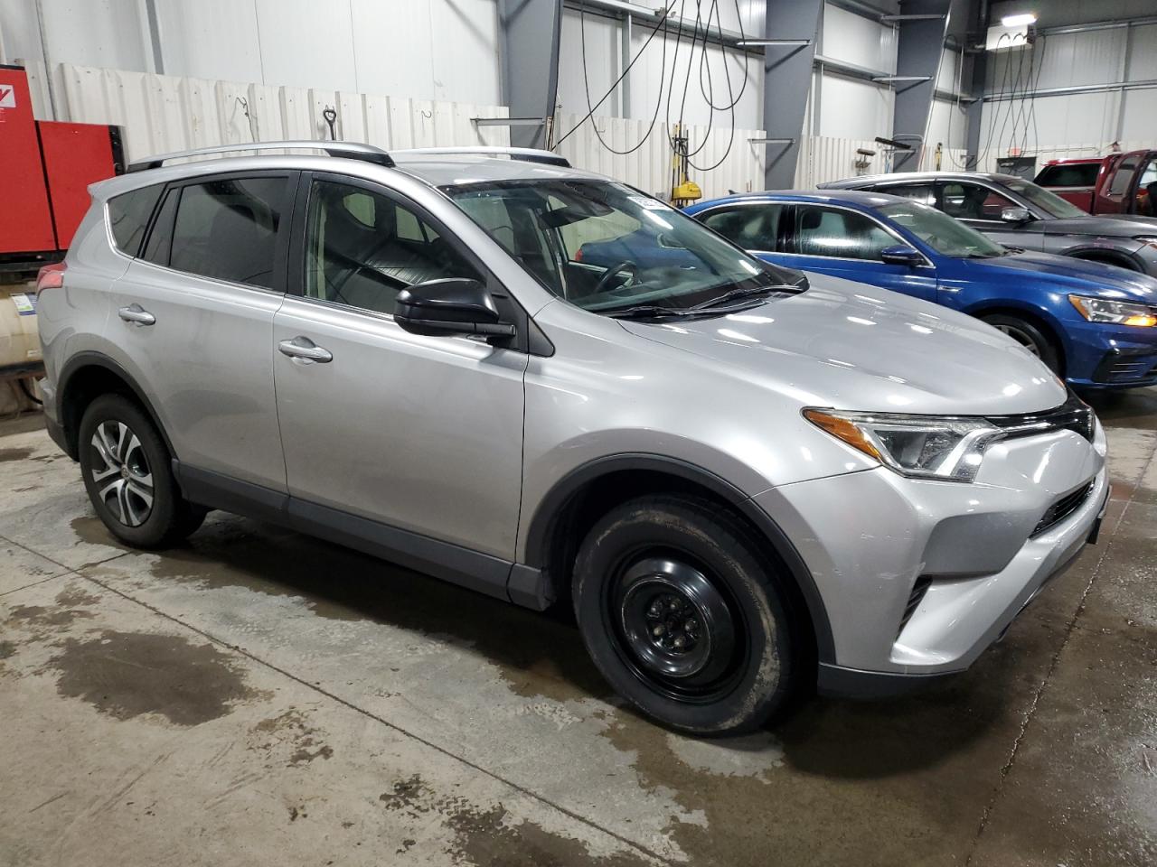 TOYOTA RAV4 LE