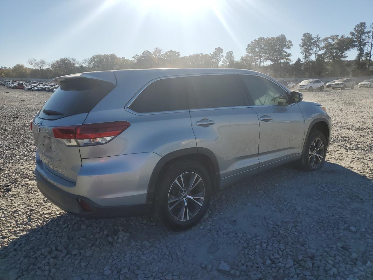 TOYOTA HIGHLANDER LE