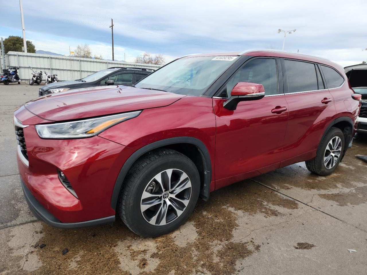 TOYOTA HIGHLANDER XLE