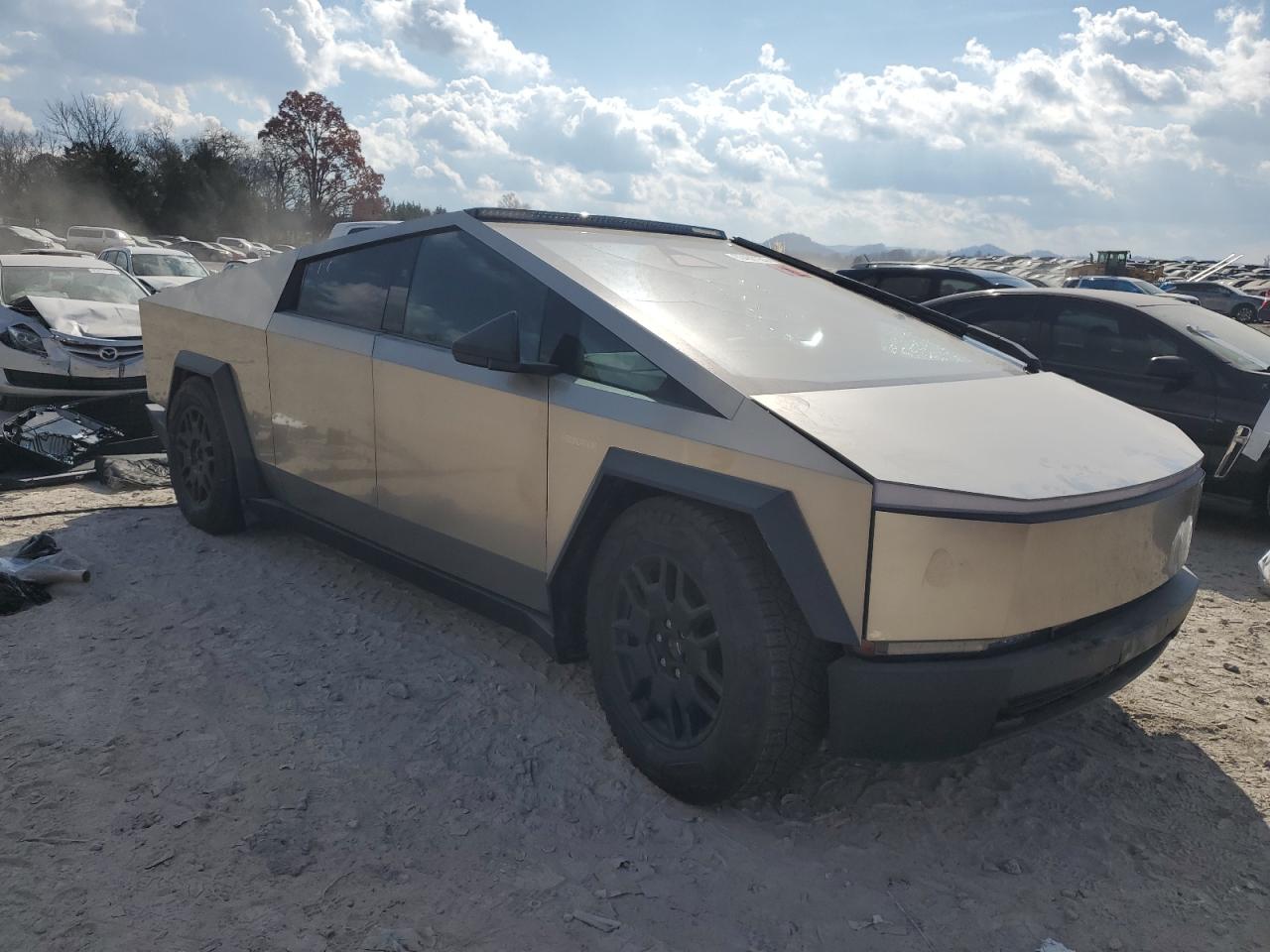 Lot #3311690254 2024 TESLA CYBERTRUCK