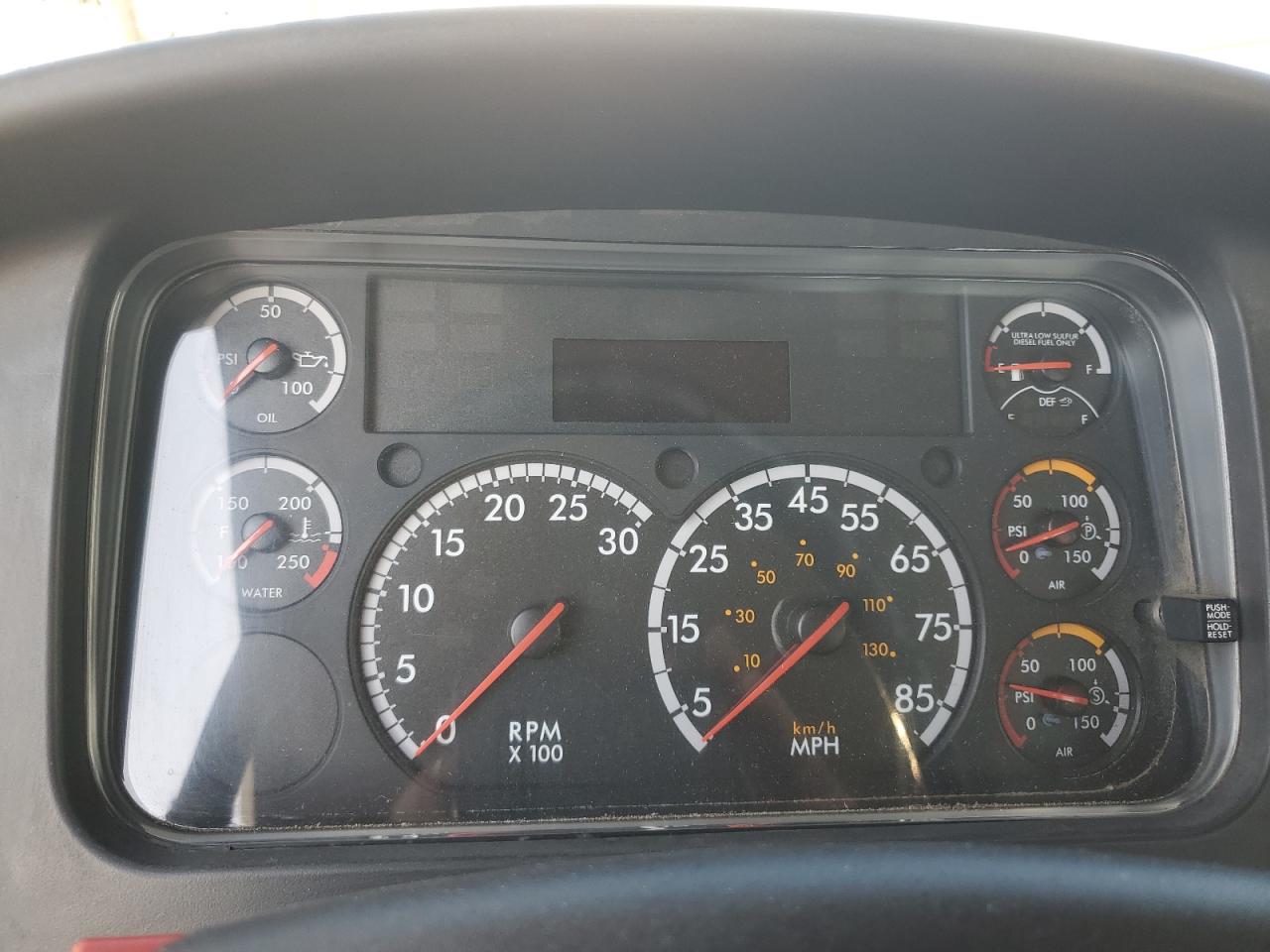 Lot #3309195629 2016 FREIGHTLINER M2