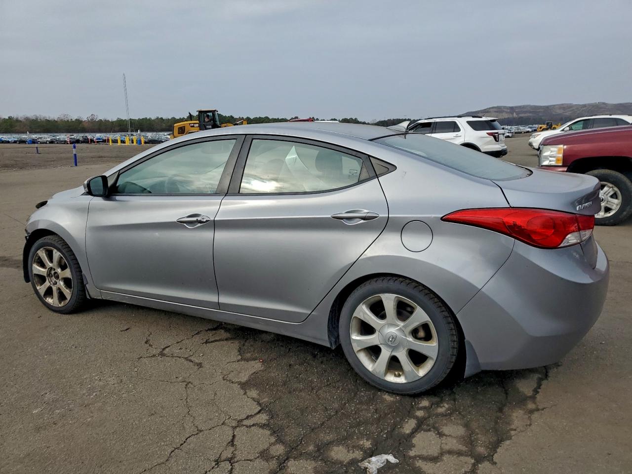 HYUNDAI ELANTRA GLS