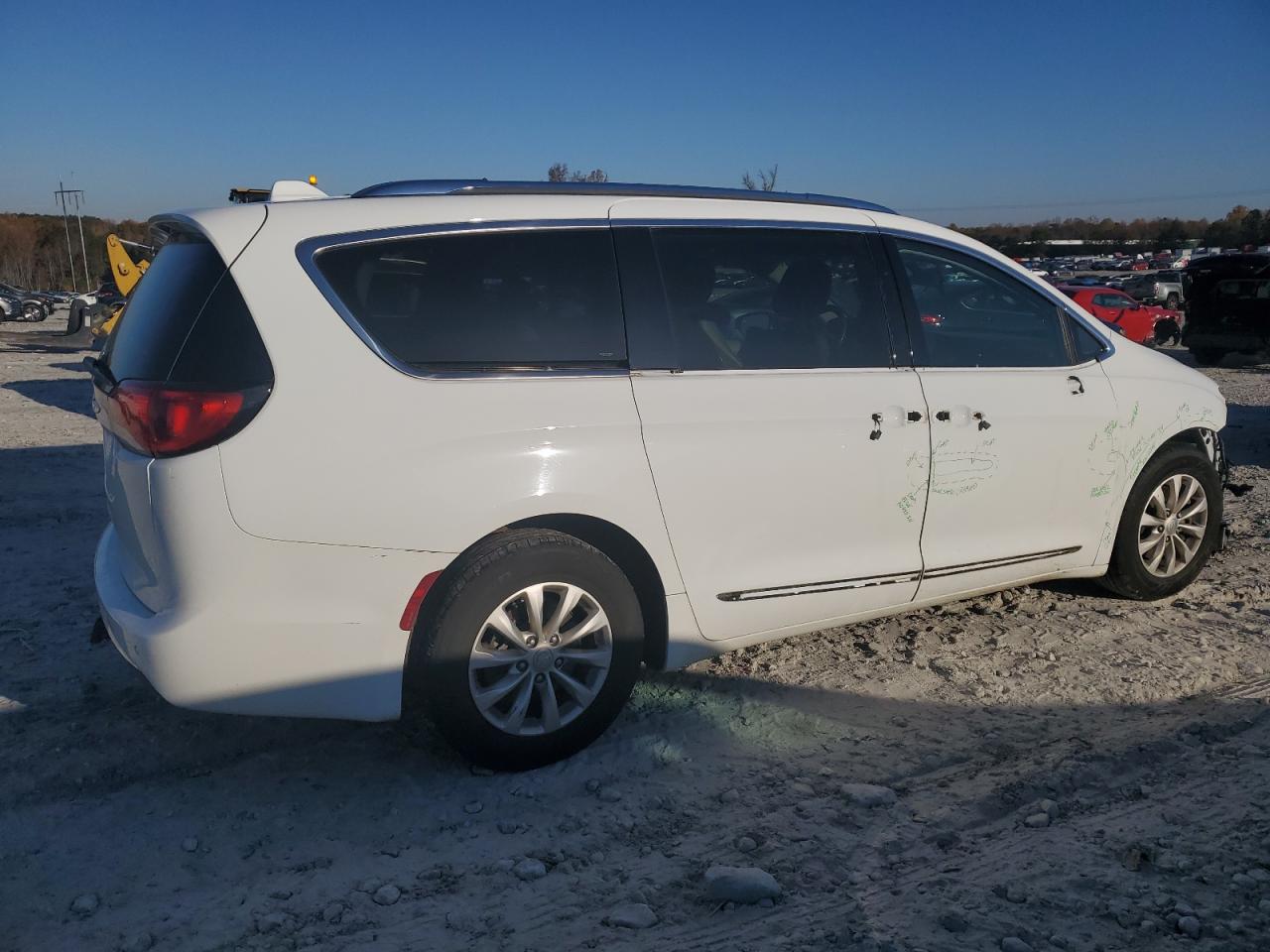 CHRYSLER PACIFICA TOURING L