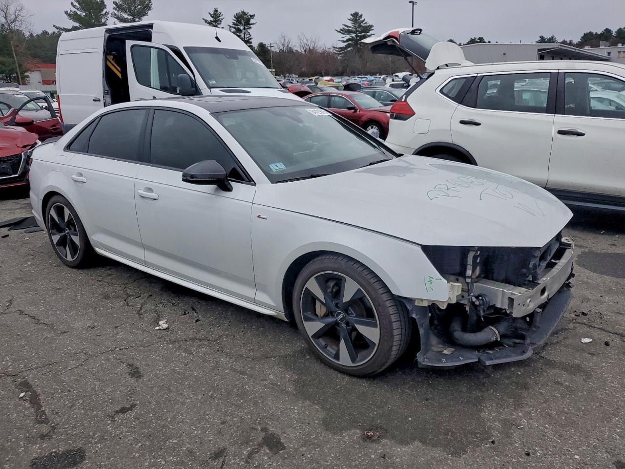 AUDI A4 PREMIUM PLUS