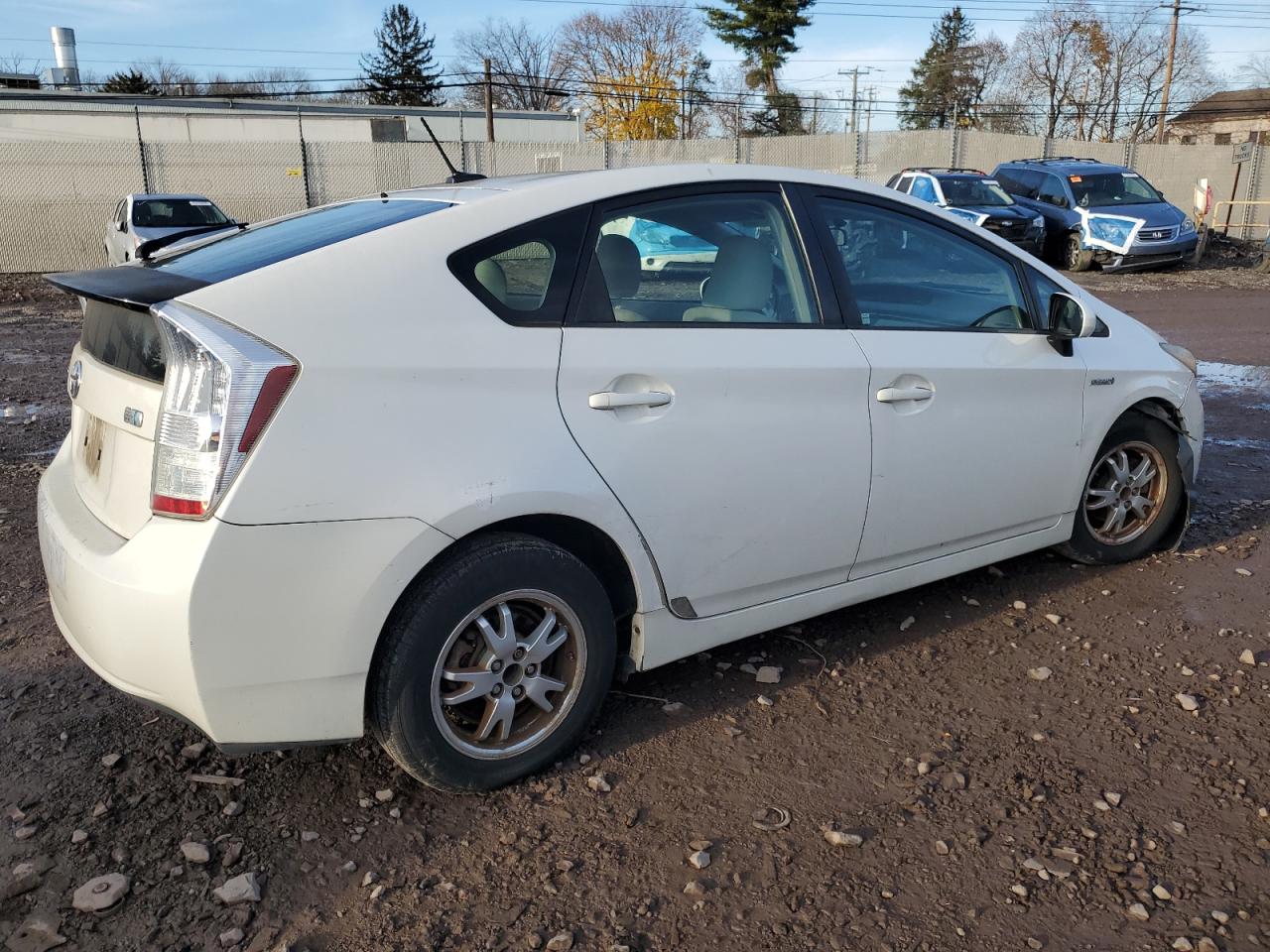 TOYOTA PRIUS