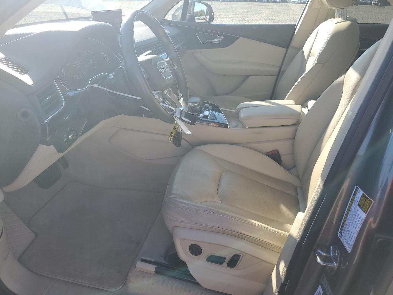 AUDI Q7 PREMIUM PLUS