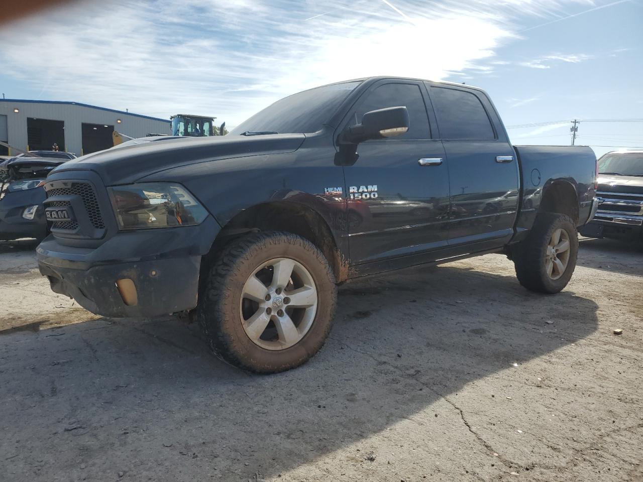 RAM 1500 SLT