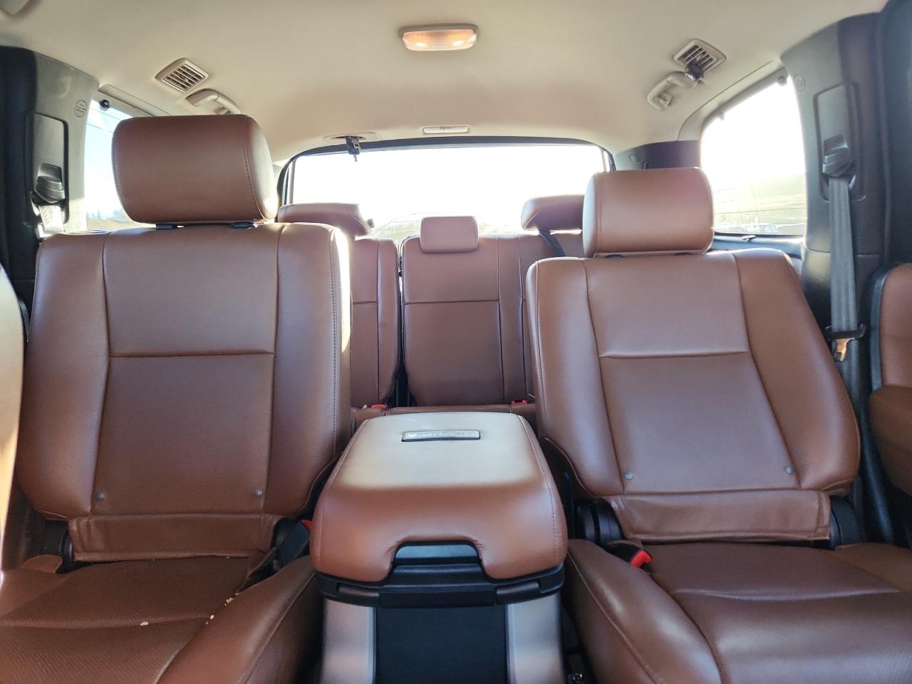 TOYOTA SEQUOIA PLATINUM
