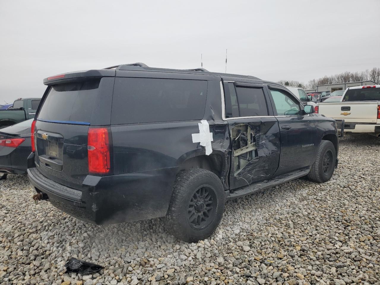 CHEVROLET SUBURBAN K1500 LS