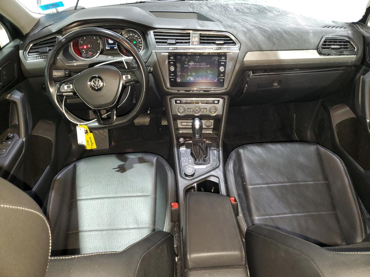 VOLKSWAGEN TIGUAN SE