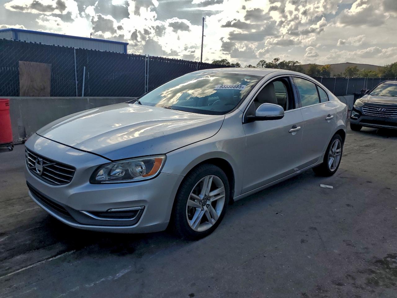 VOLVO S60 T5