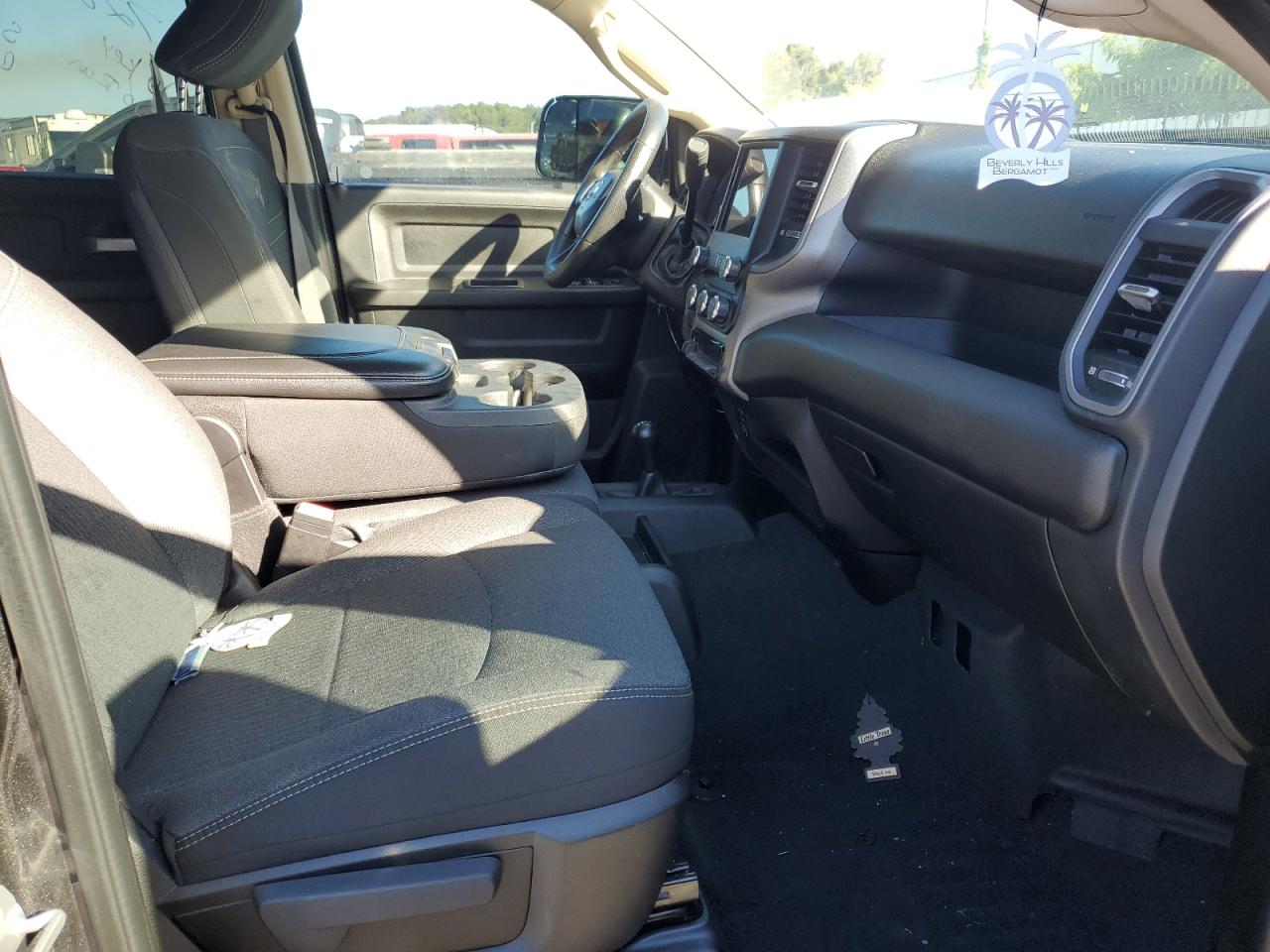 Lot #3290128261 2019 RAM 3500 TRADE