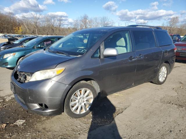Global Auto Auctions: 2011 TOYOTA SIENNA LE
