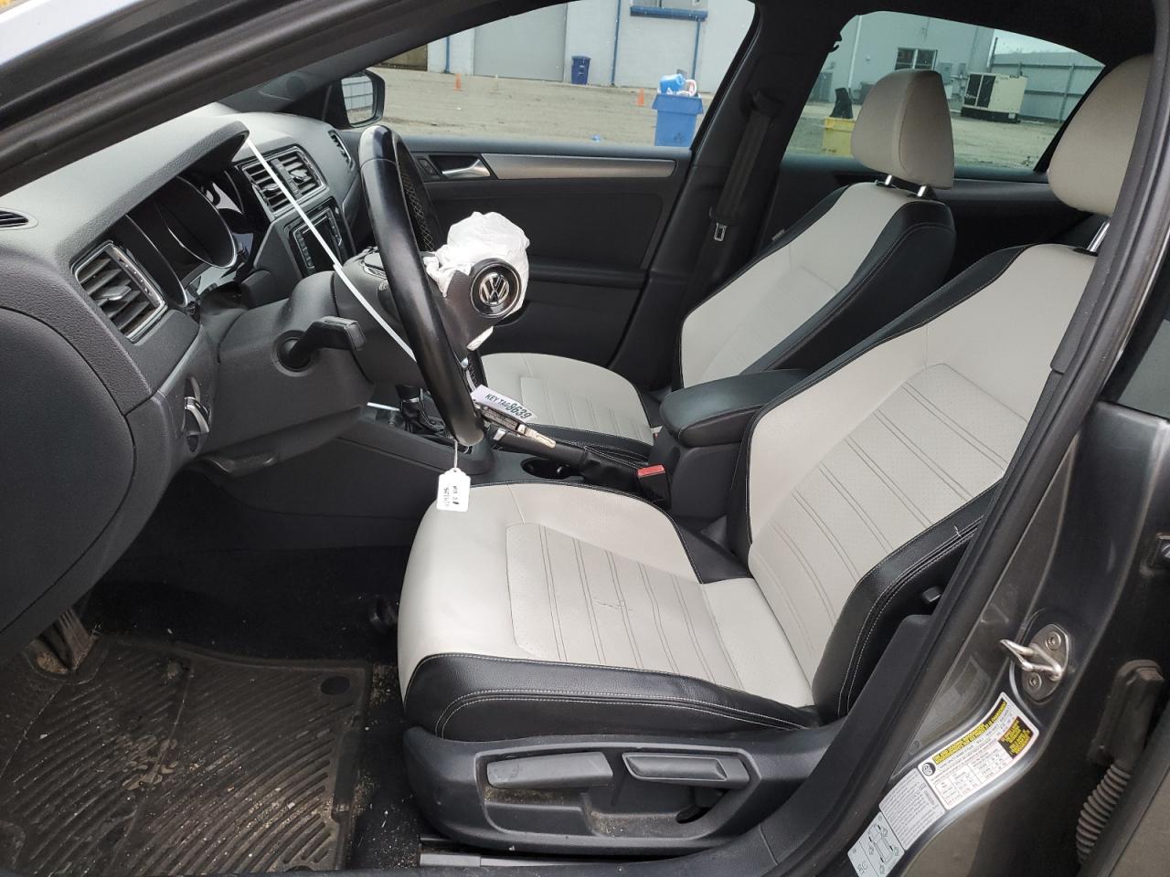 VOLKSWAGEN JETTA SPORT