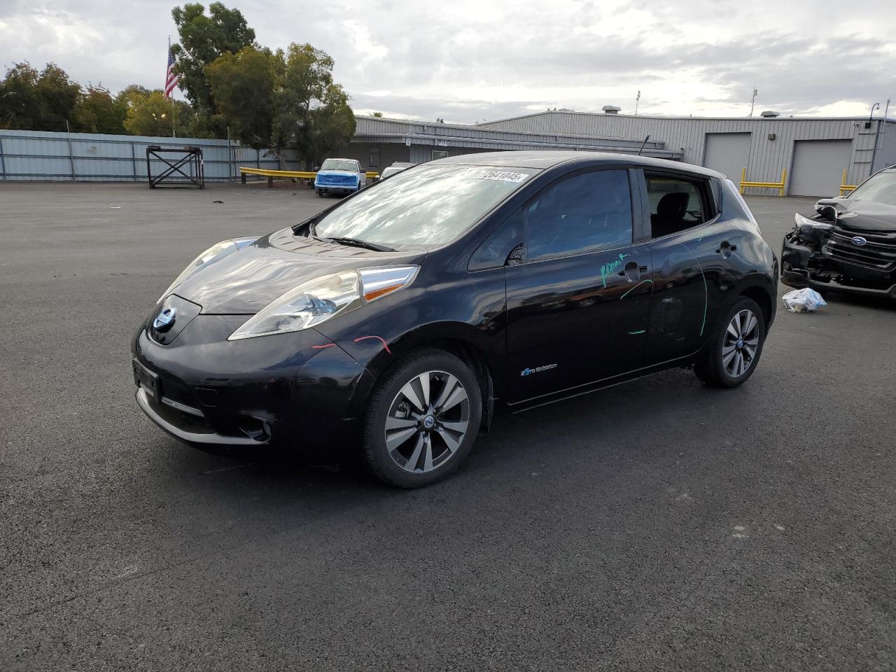 NISSAN LEAF S
