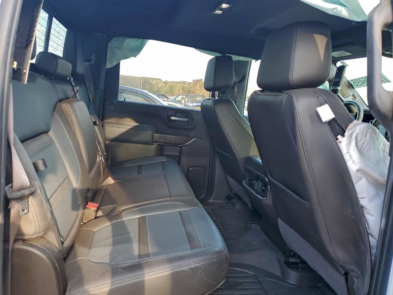 GMC SIERRA K2500 DENALI