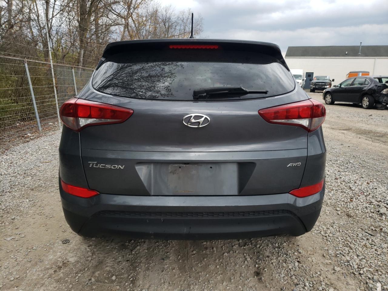 HYUNDAI TUCSON SE