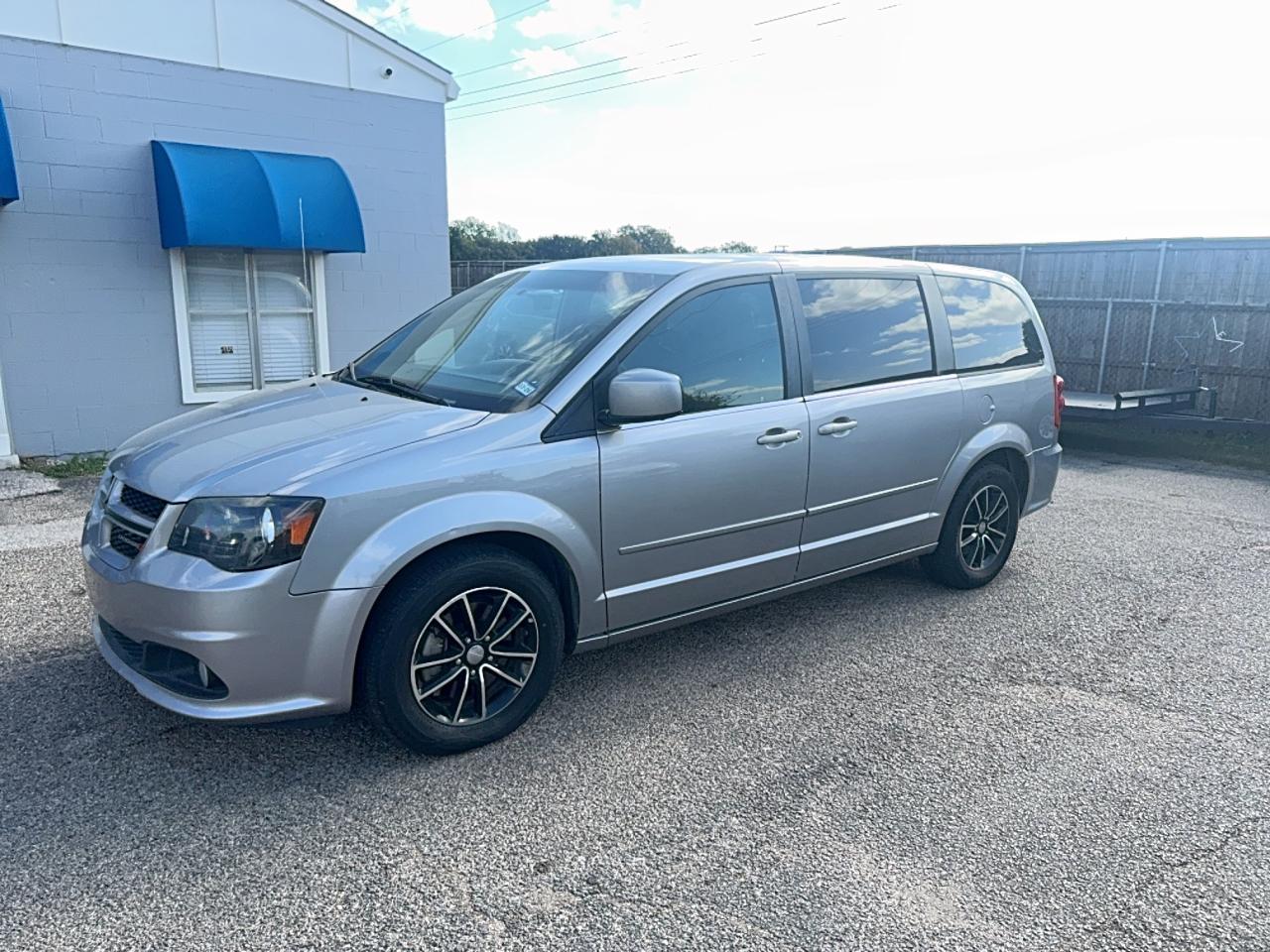 DODGE GRAND CARAVAN R/T