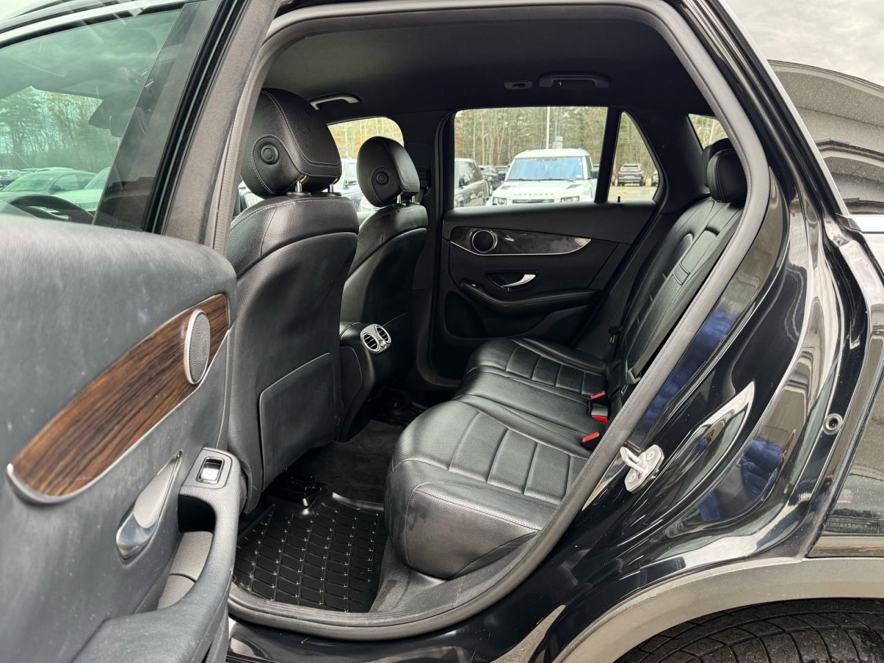 MERCEDES-BENZ GLC-CLASS 300