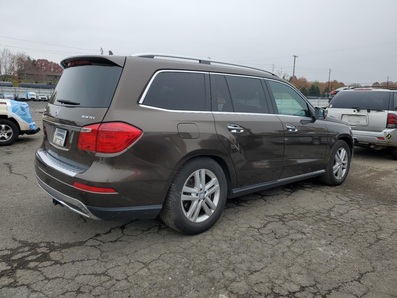 Lot #3311447237 2014 MERCEDES-BENZ GL 350 BLU