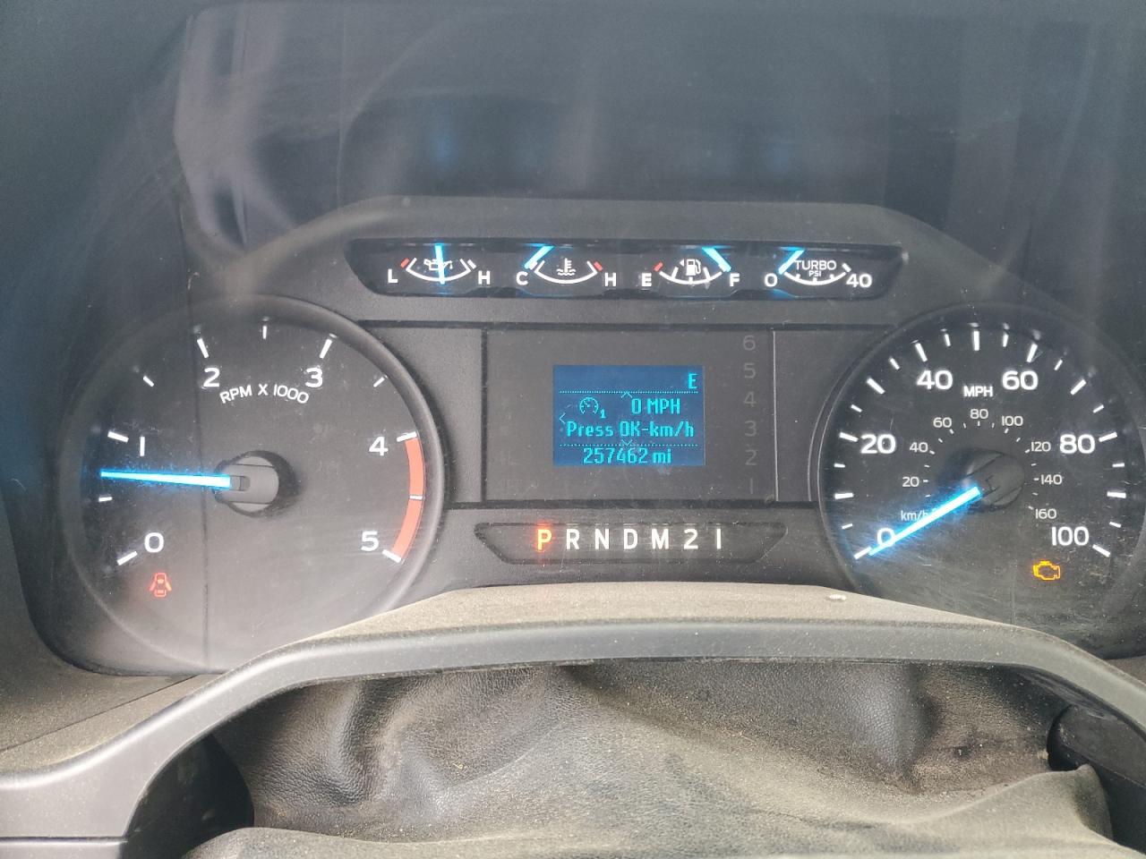 FORD F-550 SUPER DUTY