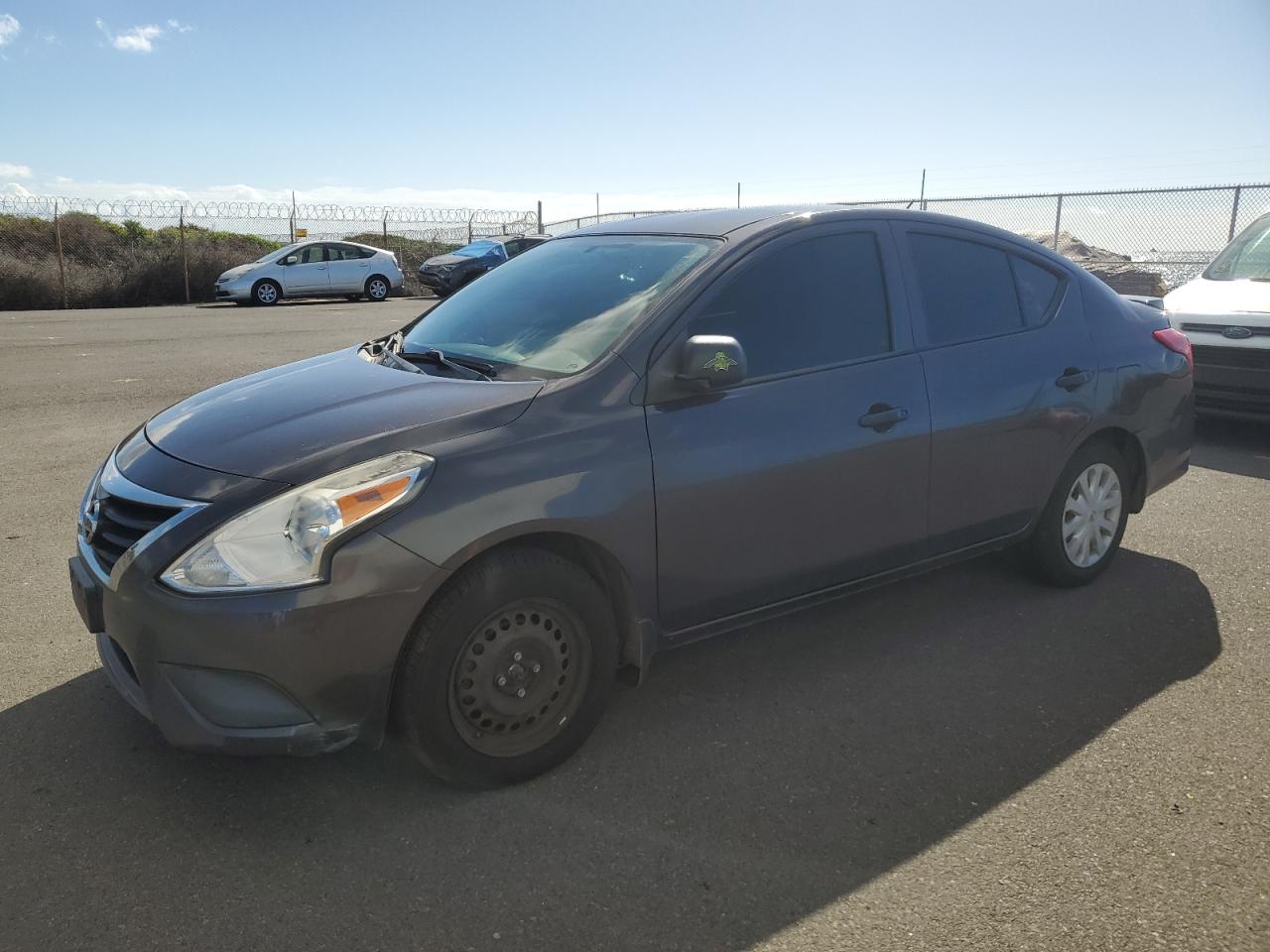 NISSAN VERSA S