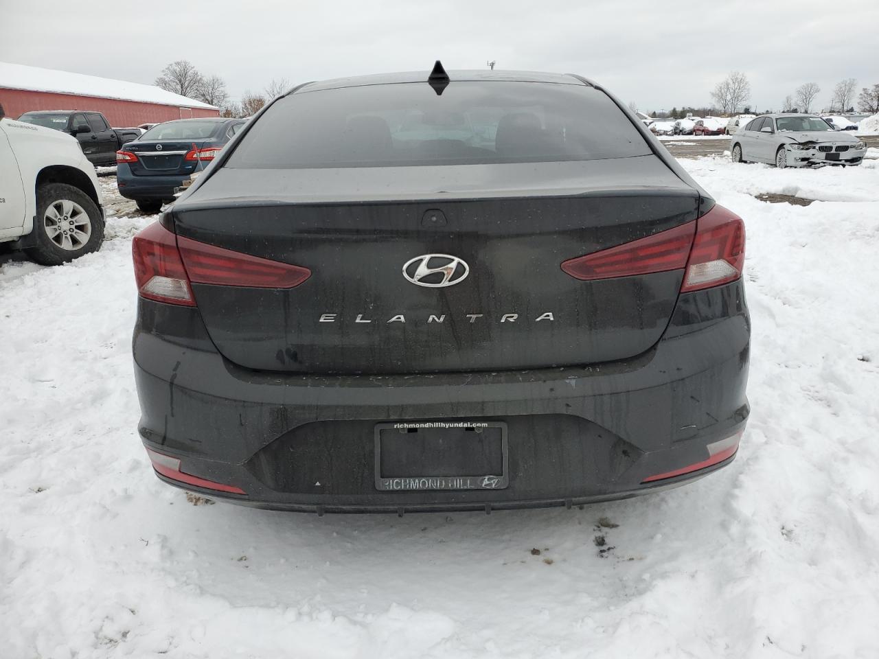 HYUNDAI ELANTRA SEL