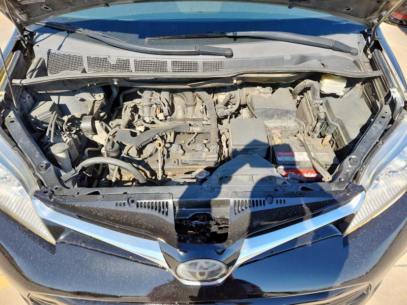 2018 TOYOTA SIENNA LE 5TDKZ3DC5JS903098