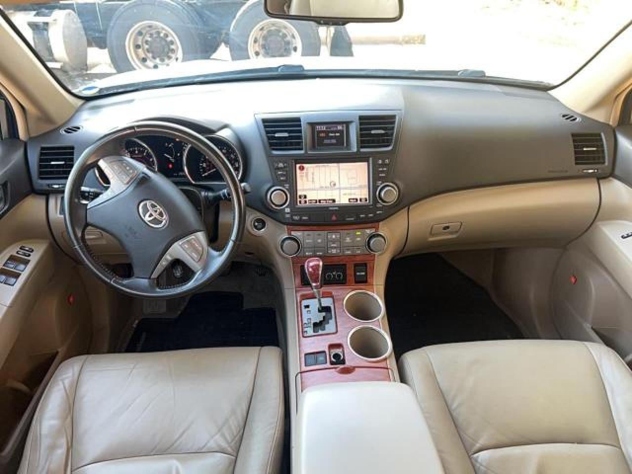 Lot #3281392008 2009 TOYOTA HIGHLANDER