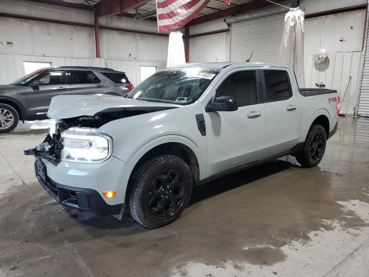 FORD MAVERICK LARIAT