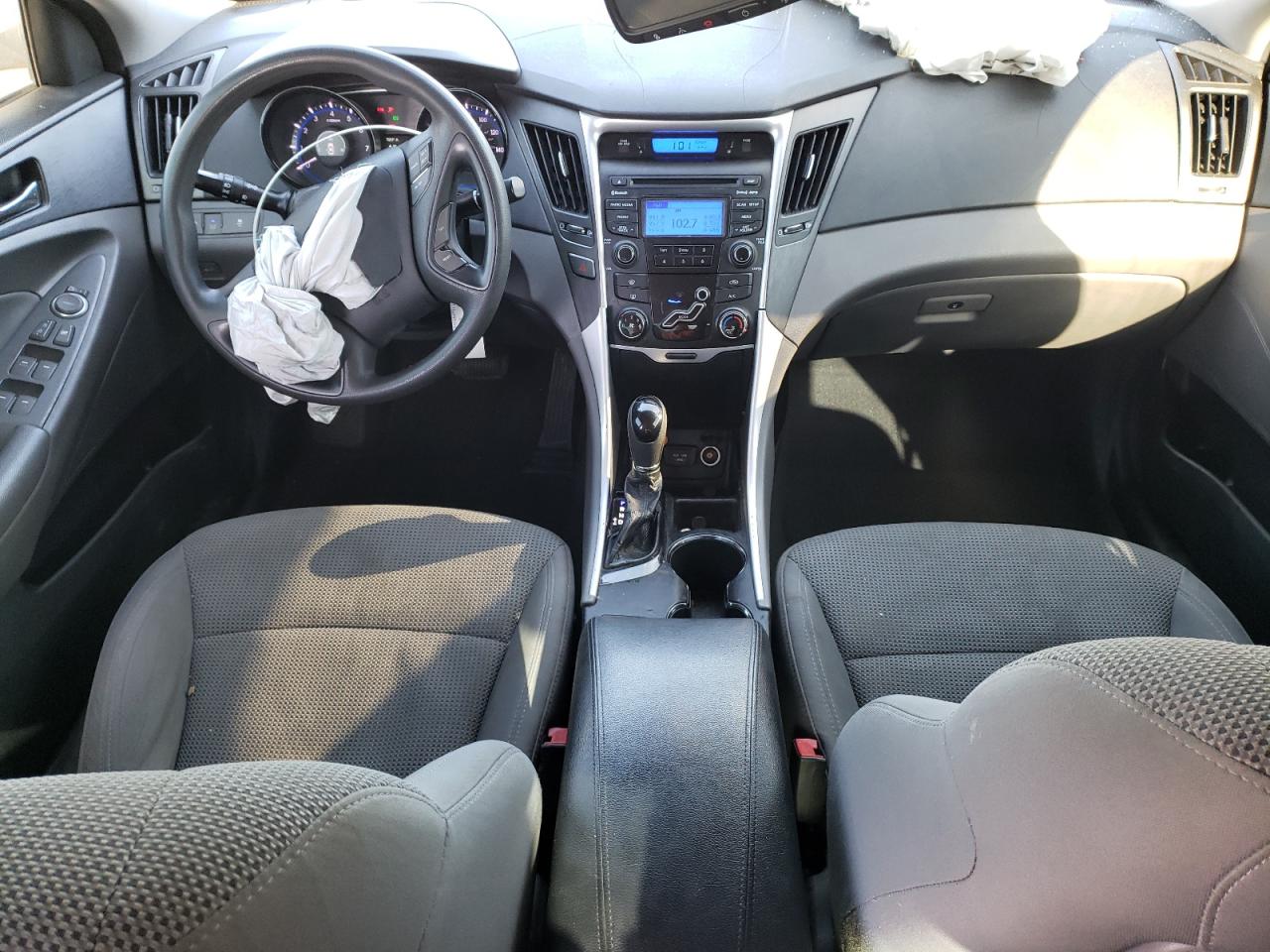 Lot #3301807335 2013 HYUNDAI SONATA GLS