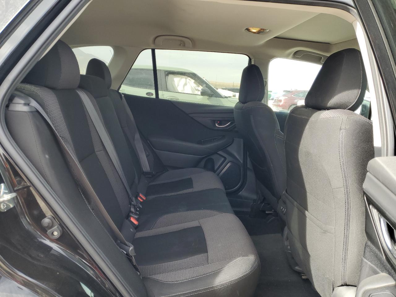 SUBARU OUTBACK PREMIUM