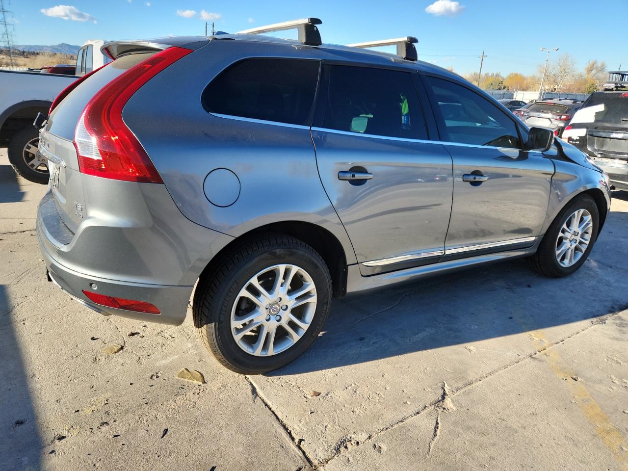 VOLVO XC60 T5 PREMIER