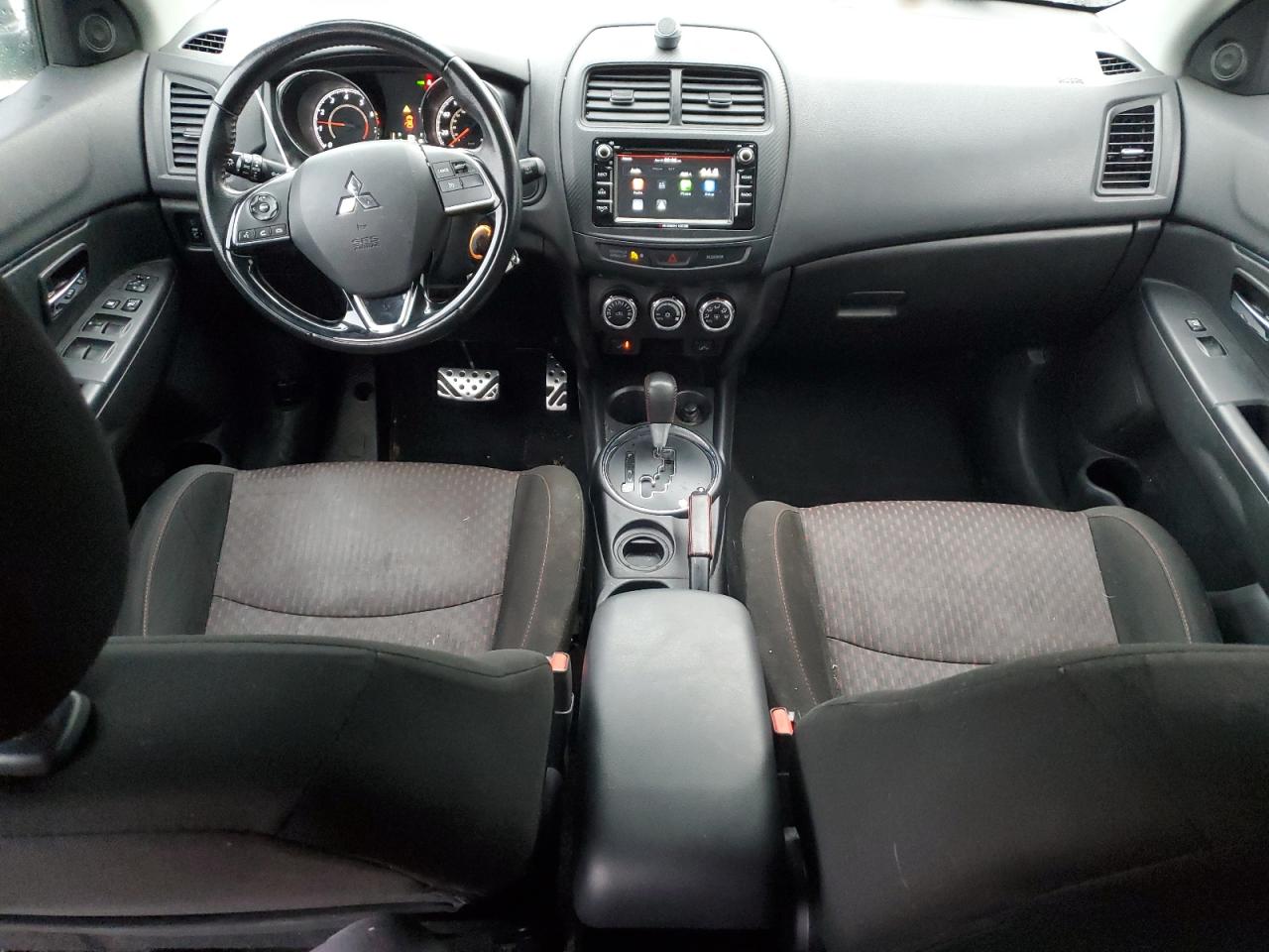 MITSUBISHI OUTLANDER ES