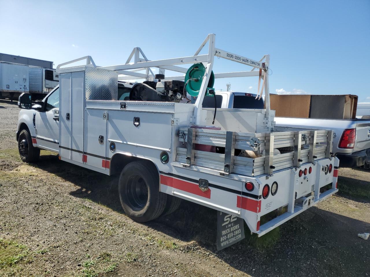 FORD F-350 SUPER DUTY