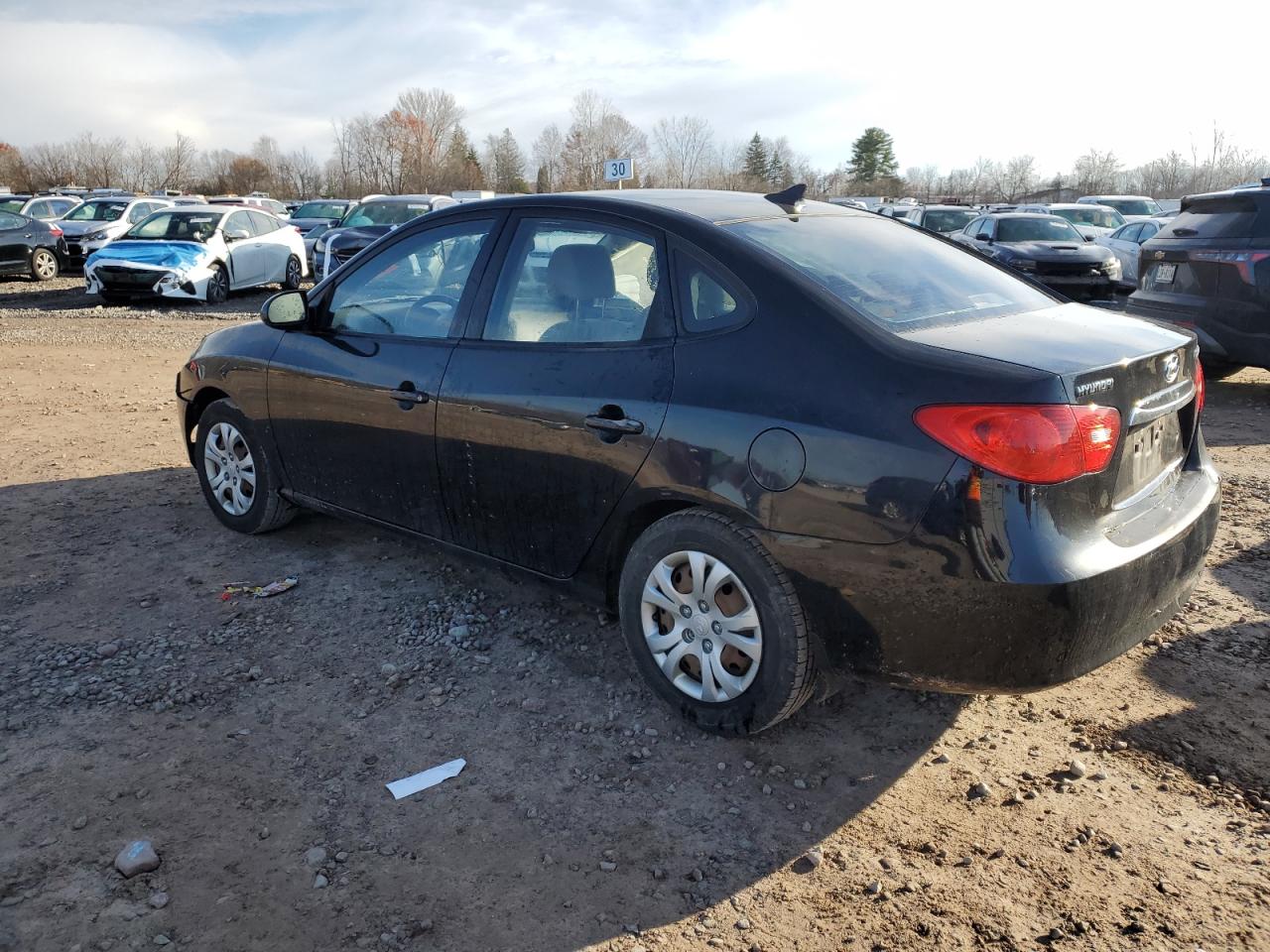 HYUNDAI ELANTRA BLUE